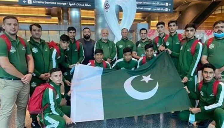 پاکستان کی سٹریٹ چائلڈ فٹ بال ٹیم نے نارویجن کلب کو 6 گول سے شکست دی