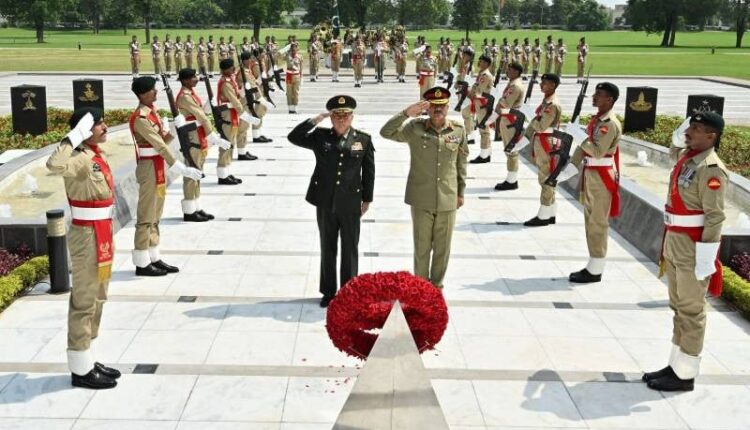 چینی بری فوج کے سربراہ کا جی ایچ کیو کا دورہ،آرمی چیف سے ملاقات