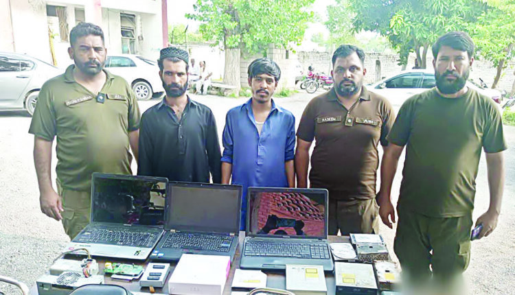 راولپنڈی میں منشیات فروشوں کیخلاف کارروائی ،6ملزمان گرفتار