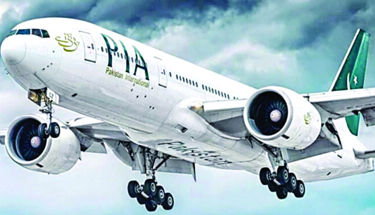 پی آئی اے طیارے گراؤنڈ کرنے سے22ارب روپے کا نقصان